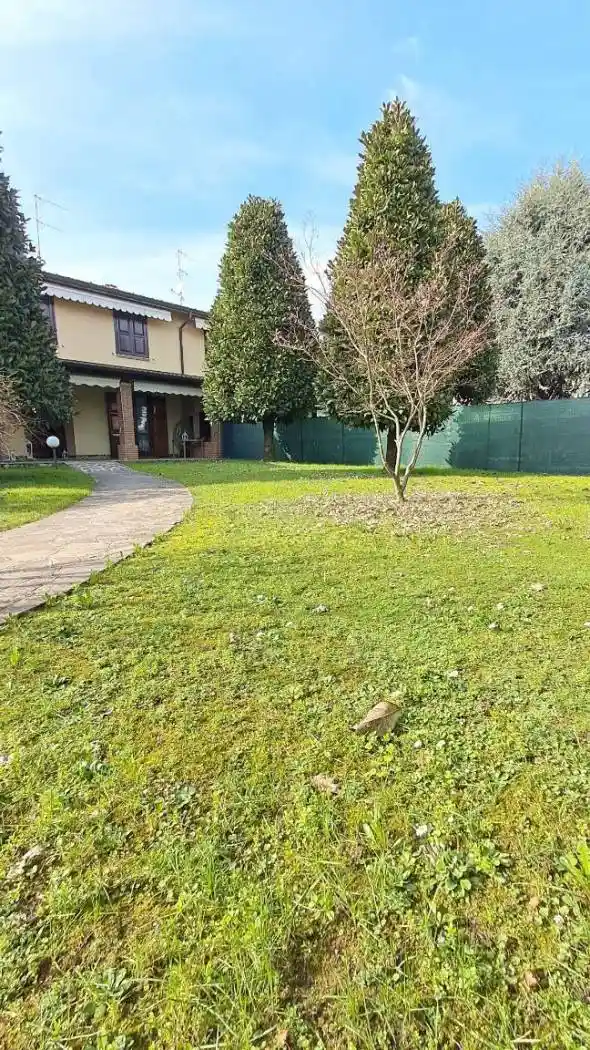 Villa in vendita a Treviglio