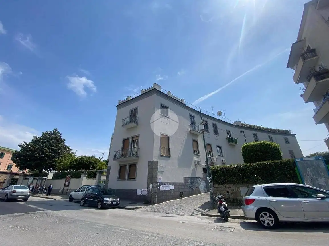 Appartamento in vendita a Napoli