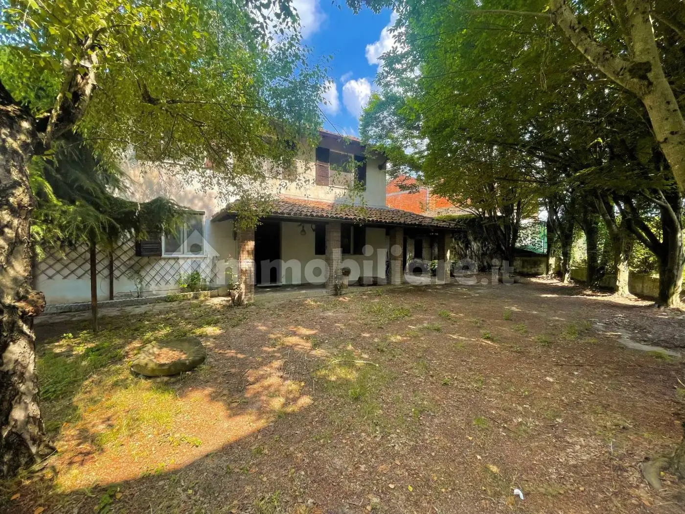 Villa in vendita a Momperone
