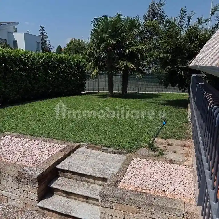 Villa in vendita a Casorezzo