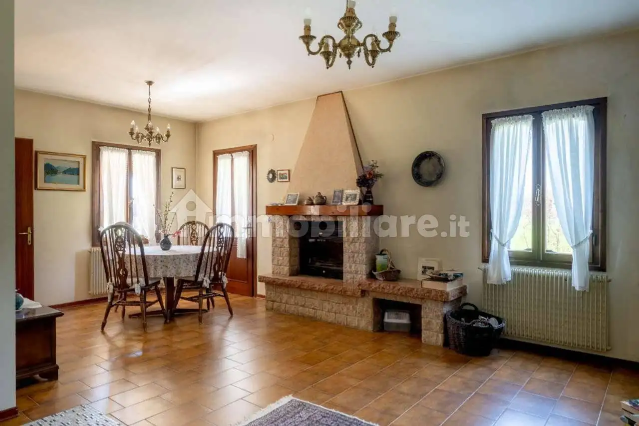 Rustico - Casale in vendita a Gorgo al Monticano