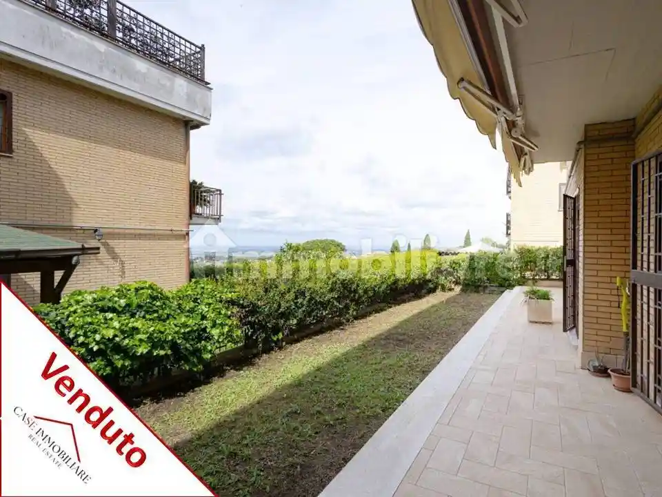 Appartamento in vendita a Albano Laziale