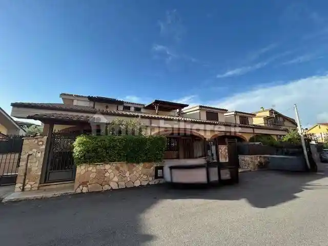 Villetta a schiera in vendita a Guidonia Montecelio