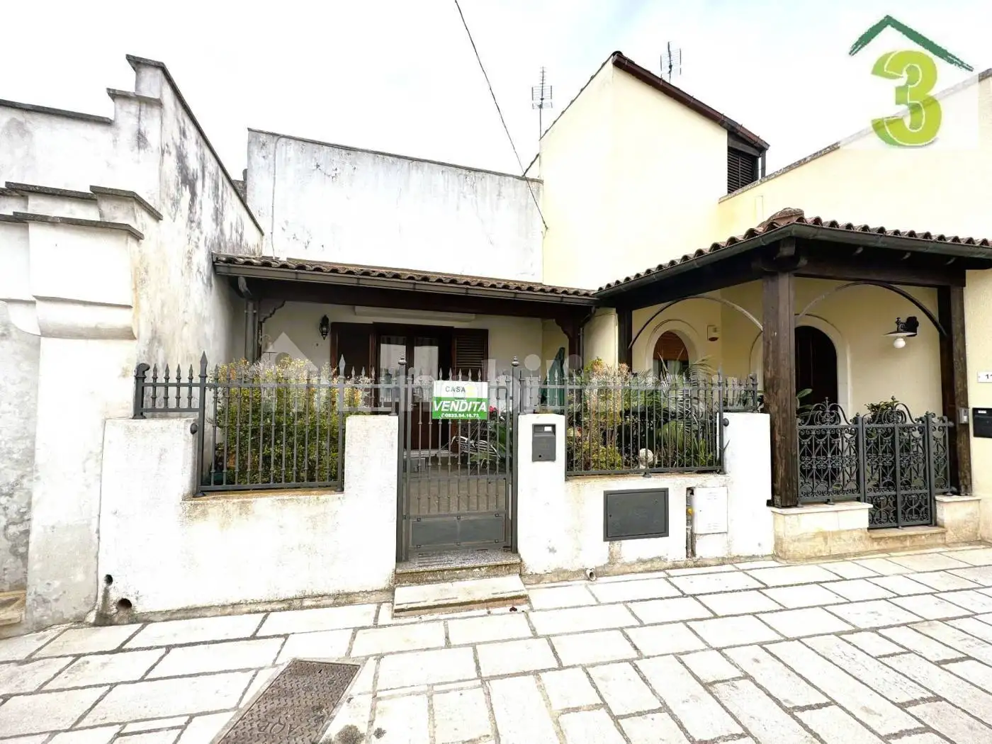 Casa indipendente in vendita a Surano