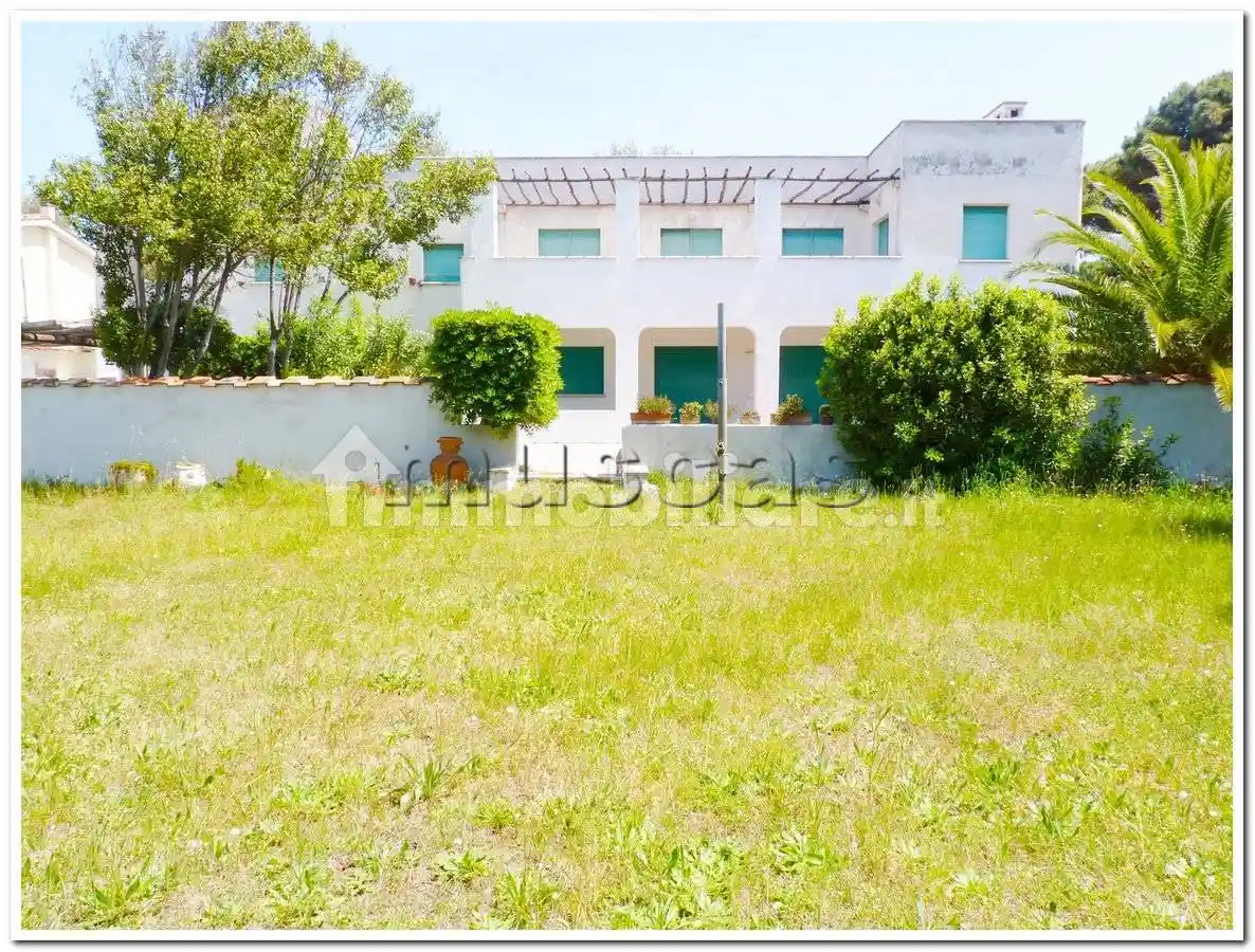 Villa in affitto a Fiumicino