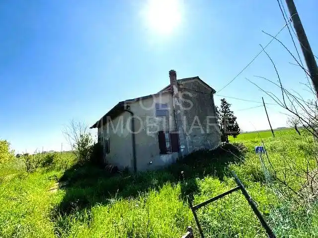 Villa in vendita a Mirandola