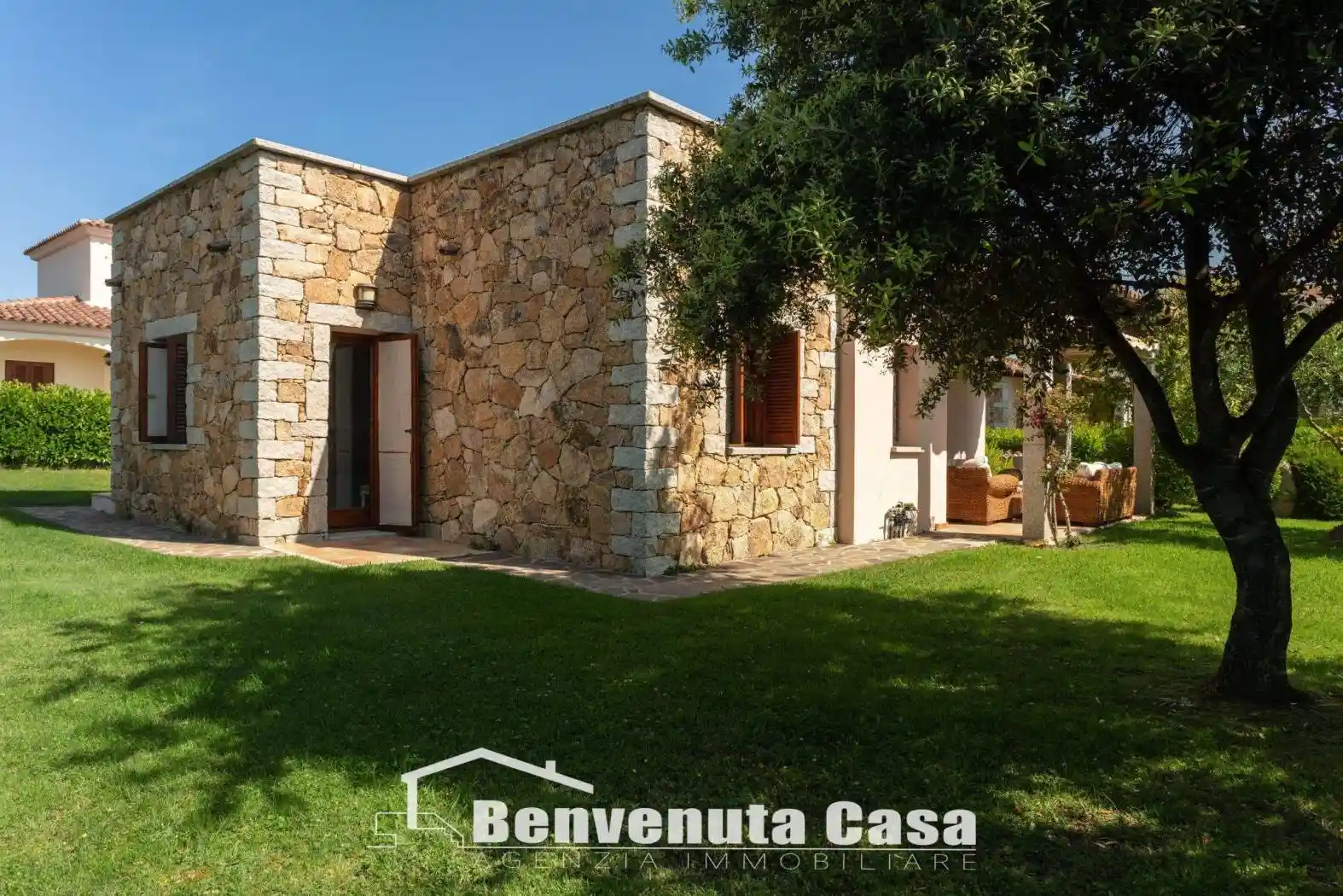 Villa in vendita a San Teodoro