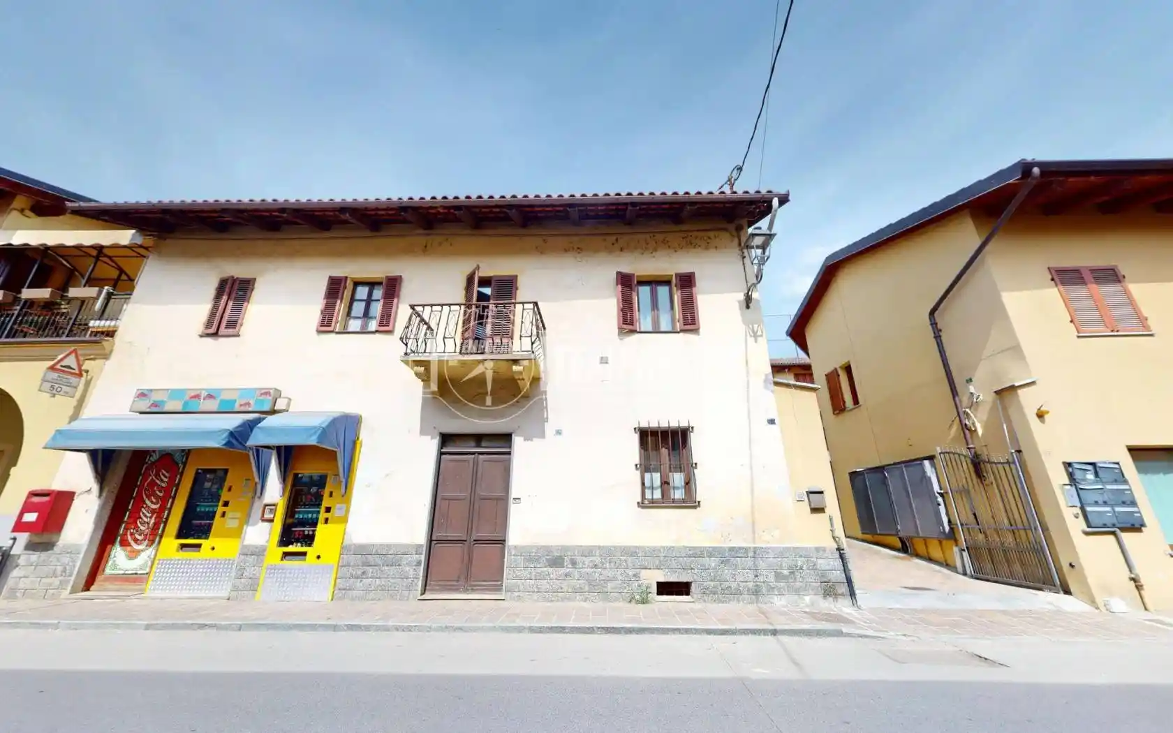 Villa in vendita a Sanfrè