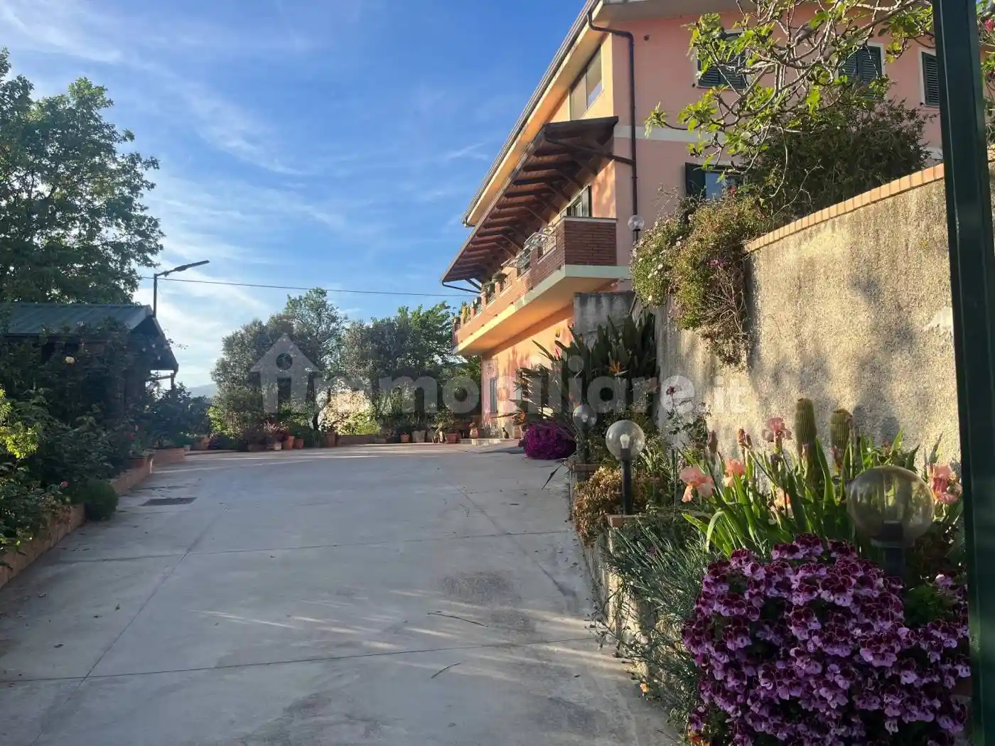 Villa plurifamiliare via Padre Pietro da Settingiano, Settingiano - foto 2