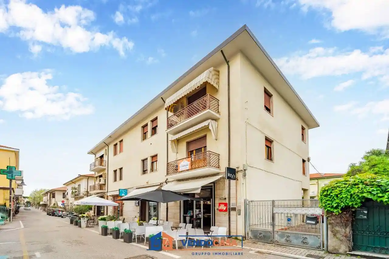 Appartamento in vendita a Massa