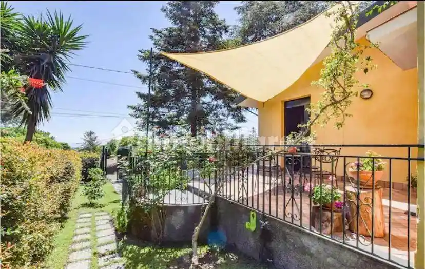 Villa in vendita a Trecastagni