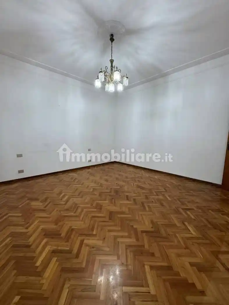 Villa in vendita a Osimo