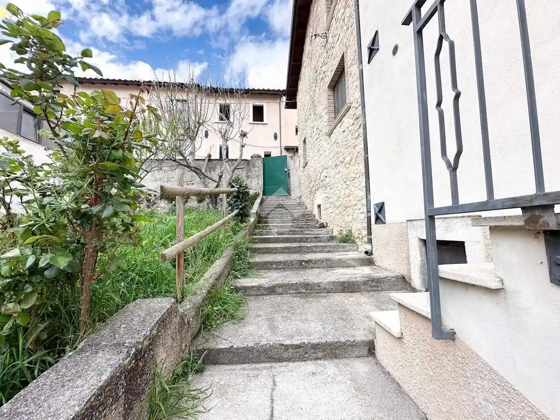 Terratetto plurifamiliare largo Guglielmo Oberdan 3, Sant'Elia - Bazzano, L'Aquila - foto 4