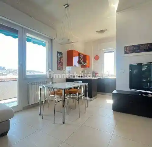 Appartamento in vendita a Genova