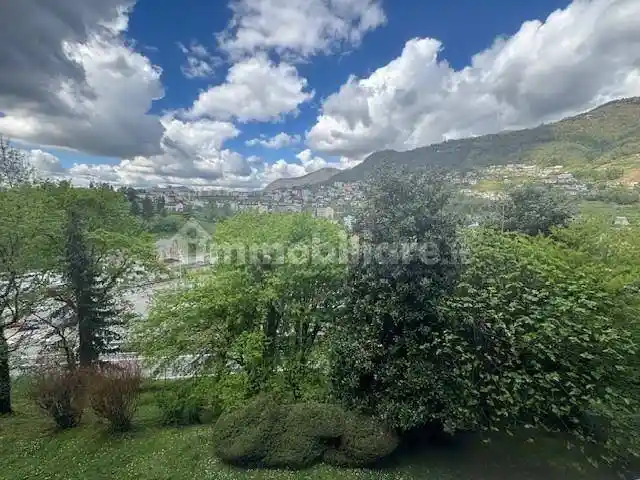 Appartamento in vendita a Como