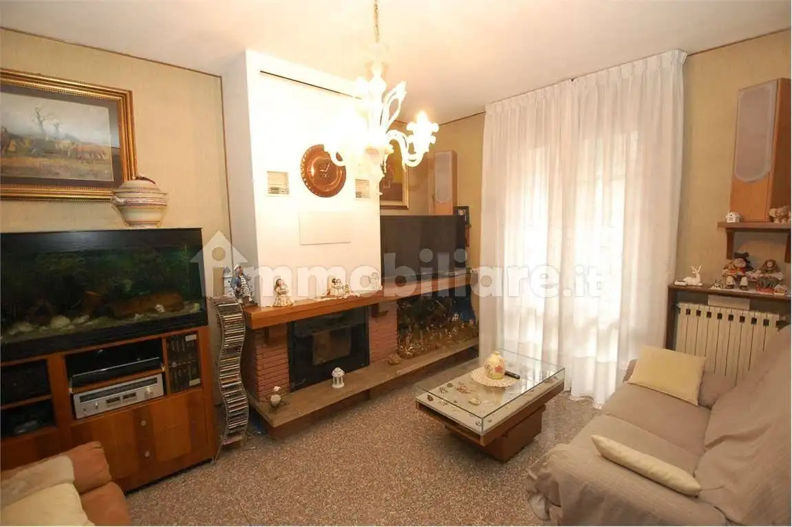 Villa in vendita a Modena