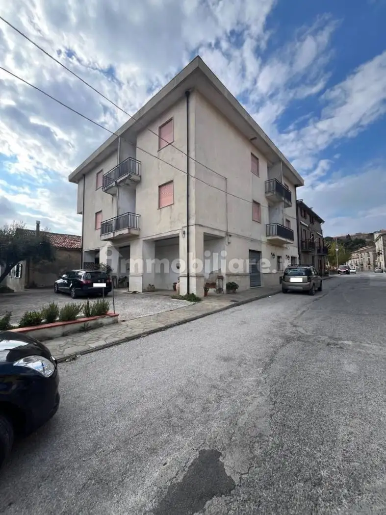 Palazzo - Edificio in vendita a Perdifumo