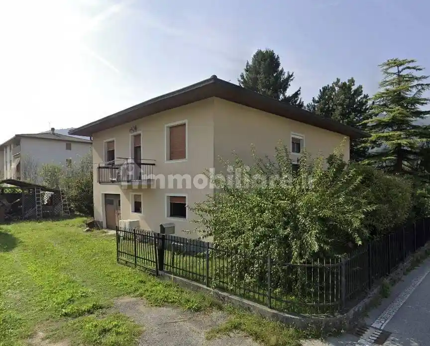 Villa in vendita a Feltre