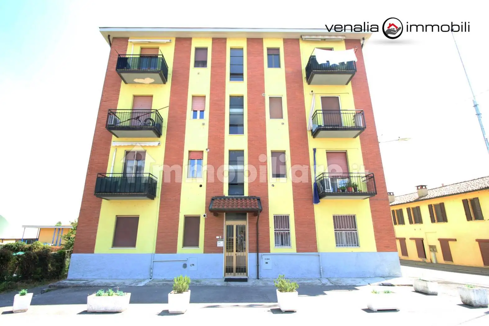 Trilocale via Alzaia Naviglio Pavese 2, Casarile - foto 2