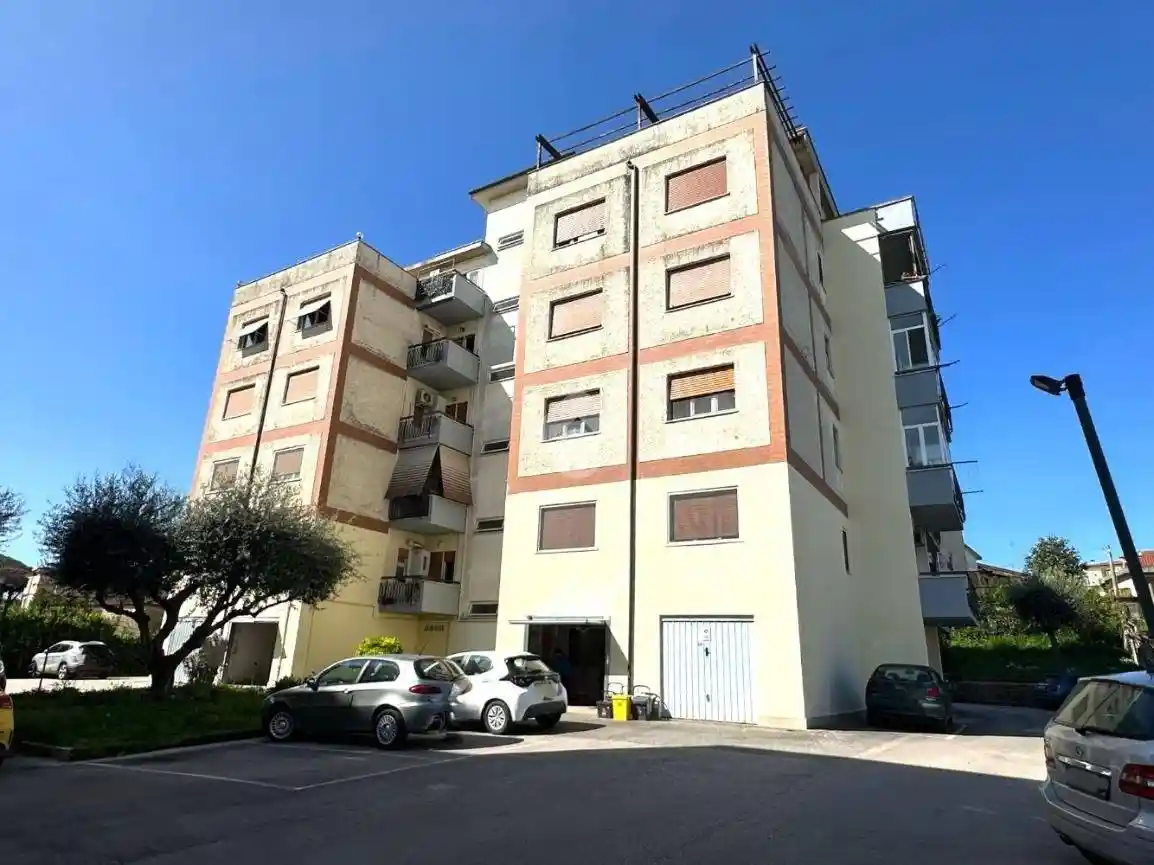 Appartamento in vendita a Lanuvio