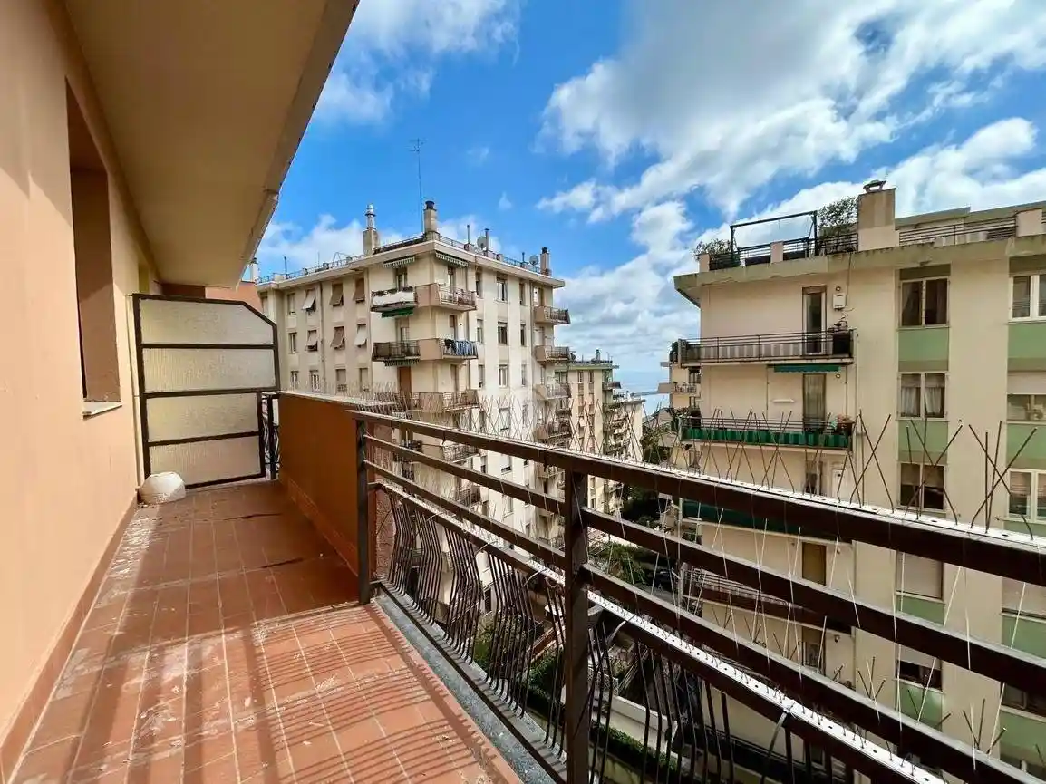 Appartamento in vendita a Genova