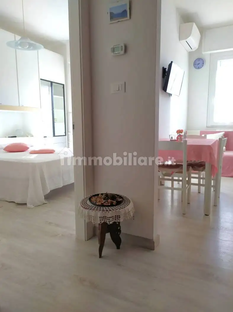 Appartamento in affitto a Spotorno