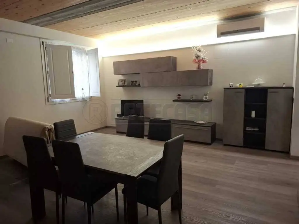 Bilocale via Giosuè Carducci, Centro, Bondeno - foto 3