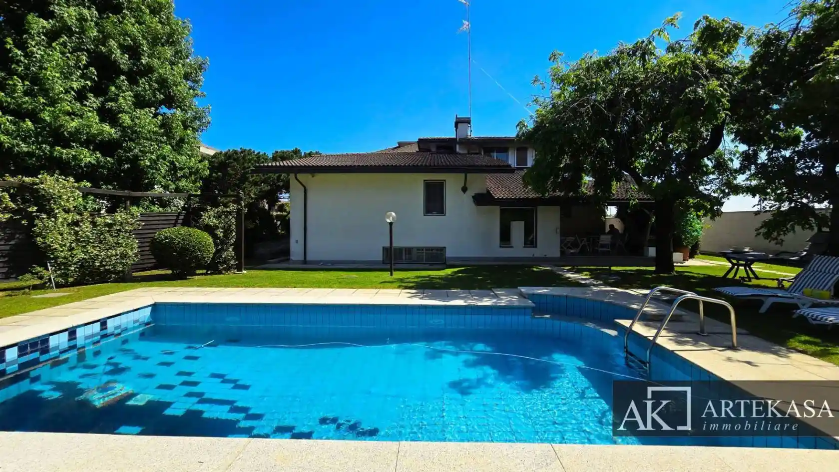 Villa in vendita a Novara