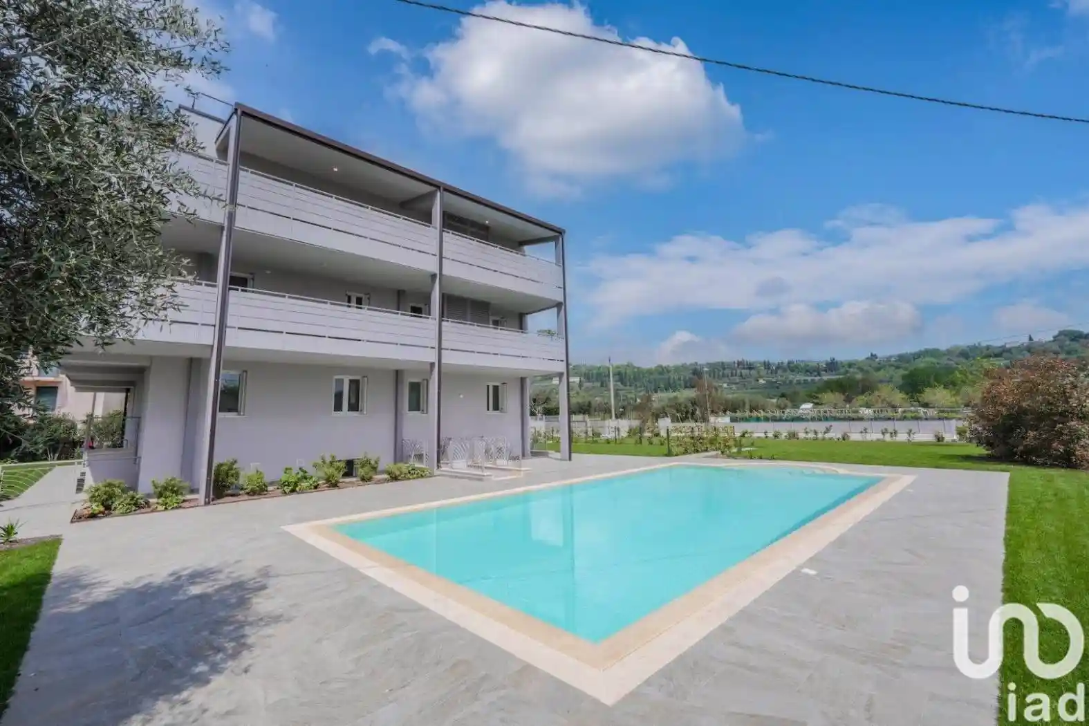 Appartamento in vendita a Bardolino