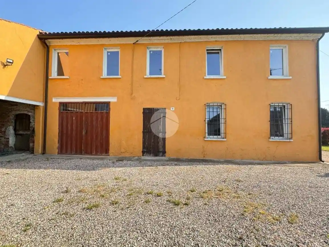 Villa in vendita a Marcaria