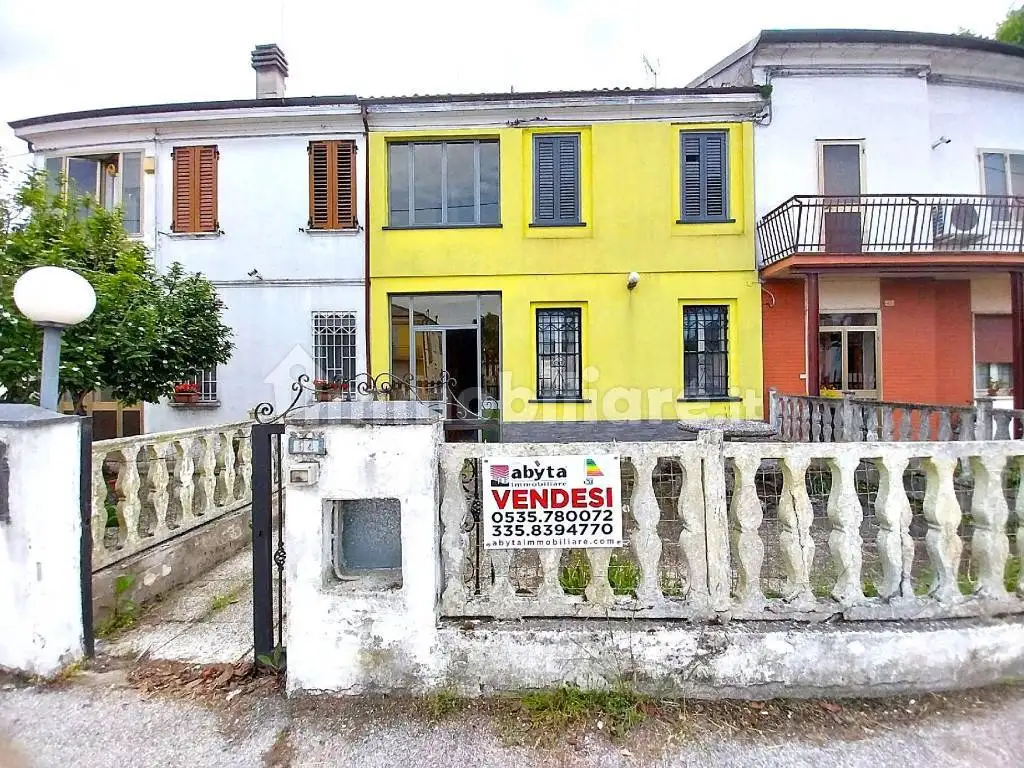 Villa in vendita a Bondeno