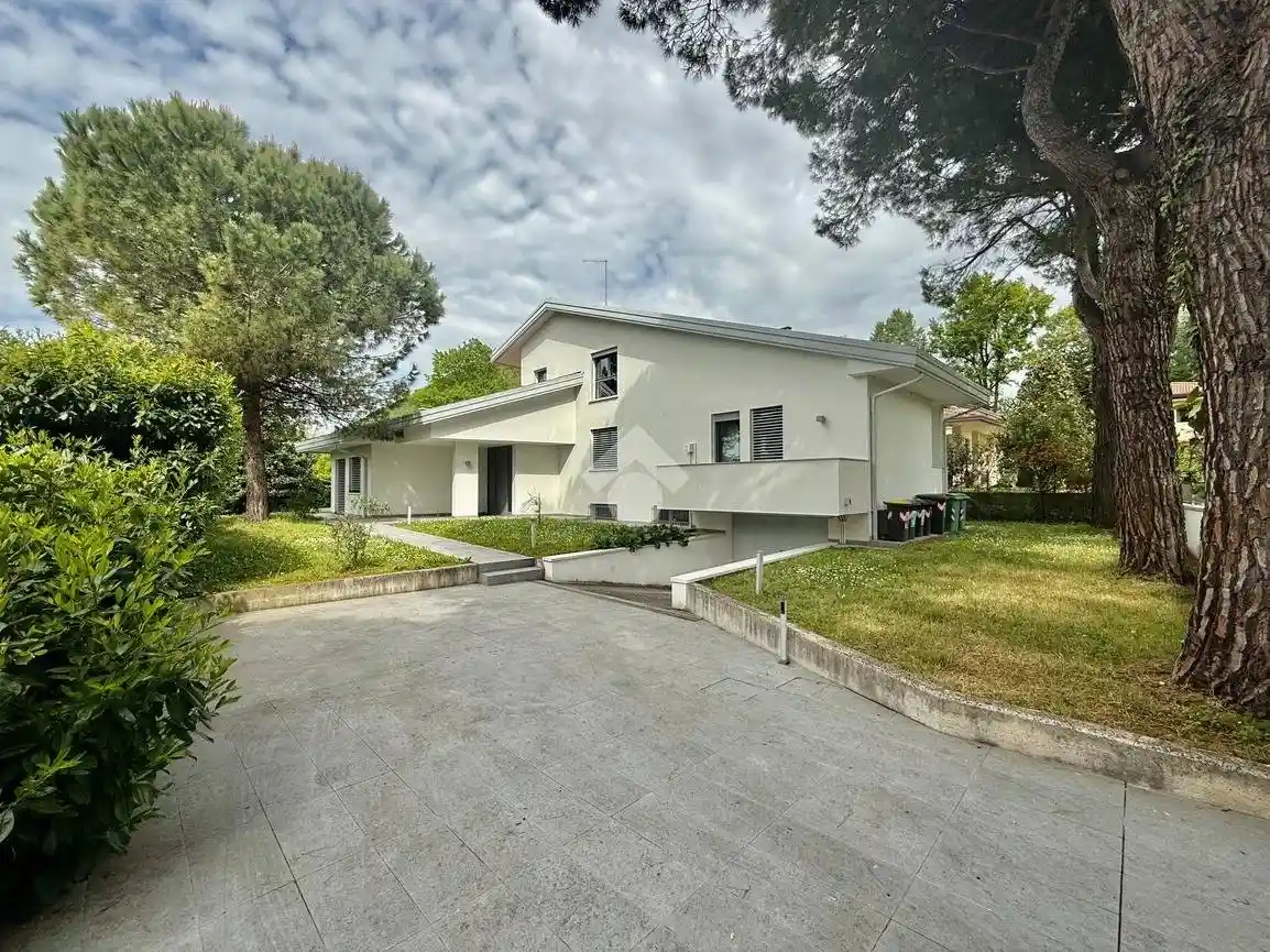 Villa in vendita a Abano Terme