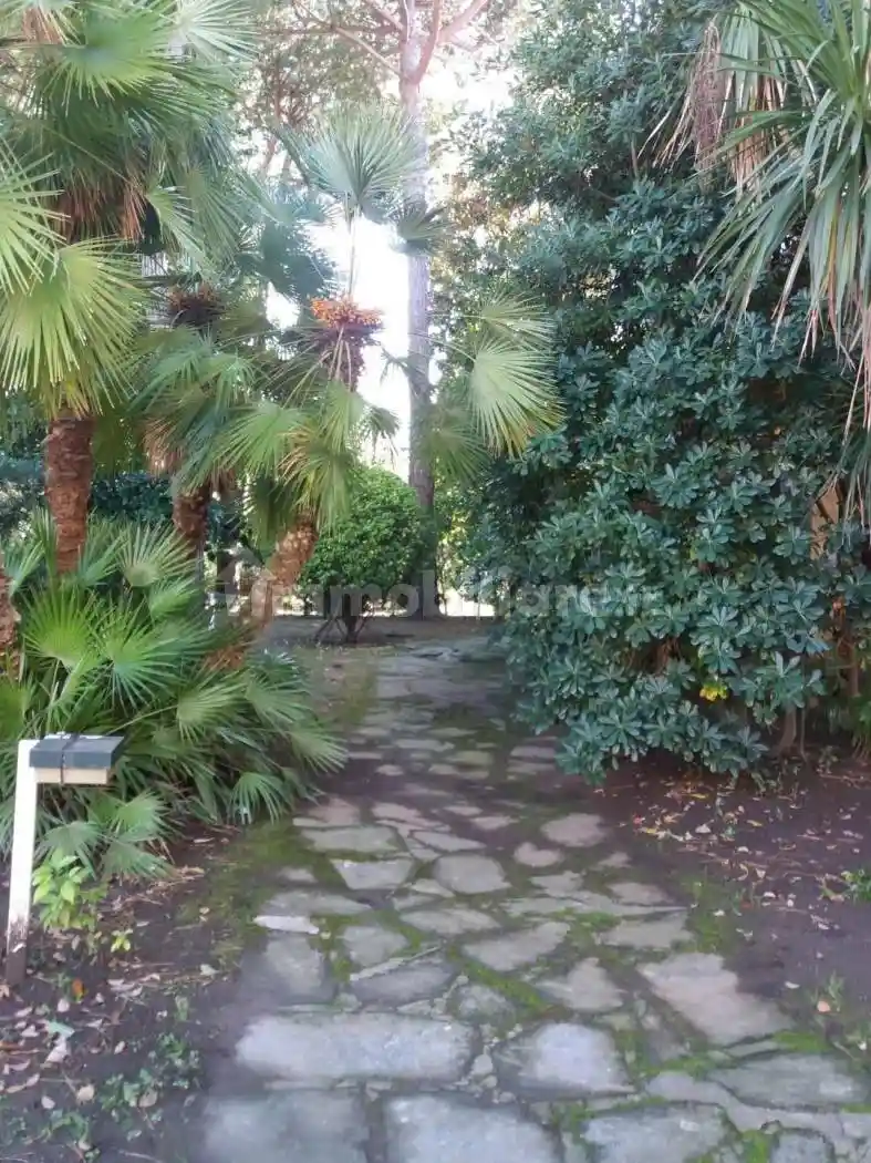 Appartamento in vendita a Massa