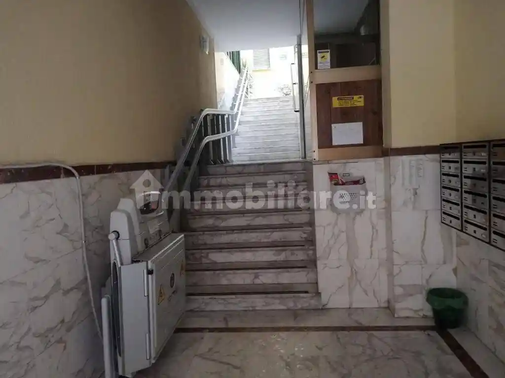 Appartamento via Monte Baldo 18, Centro Storico, Cosenza - foto 2