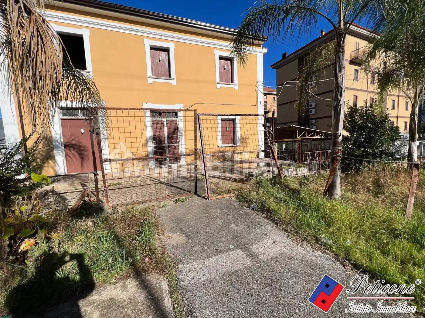 Casa indipendente in vendita a Fondi