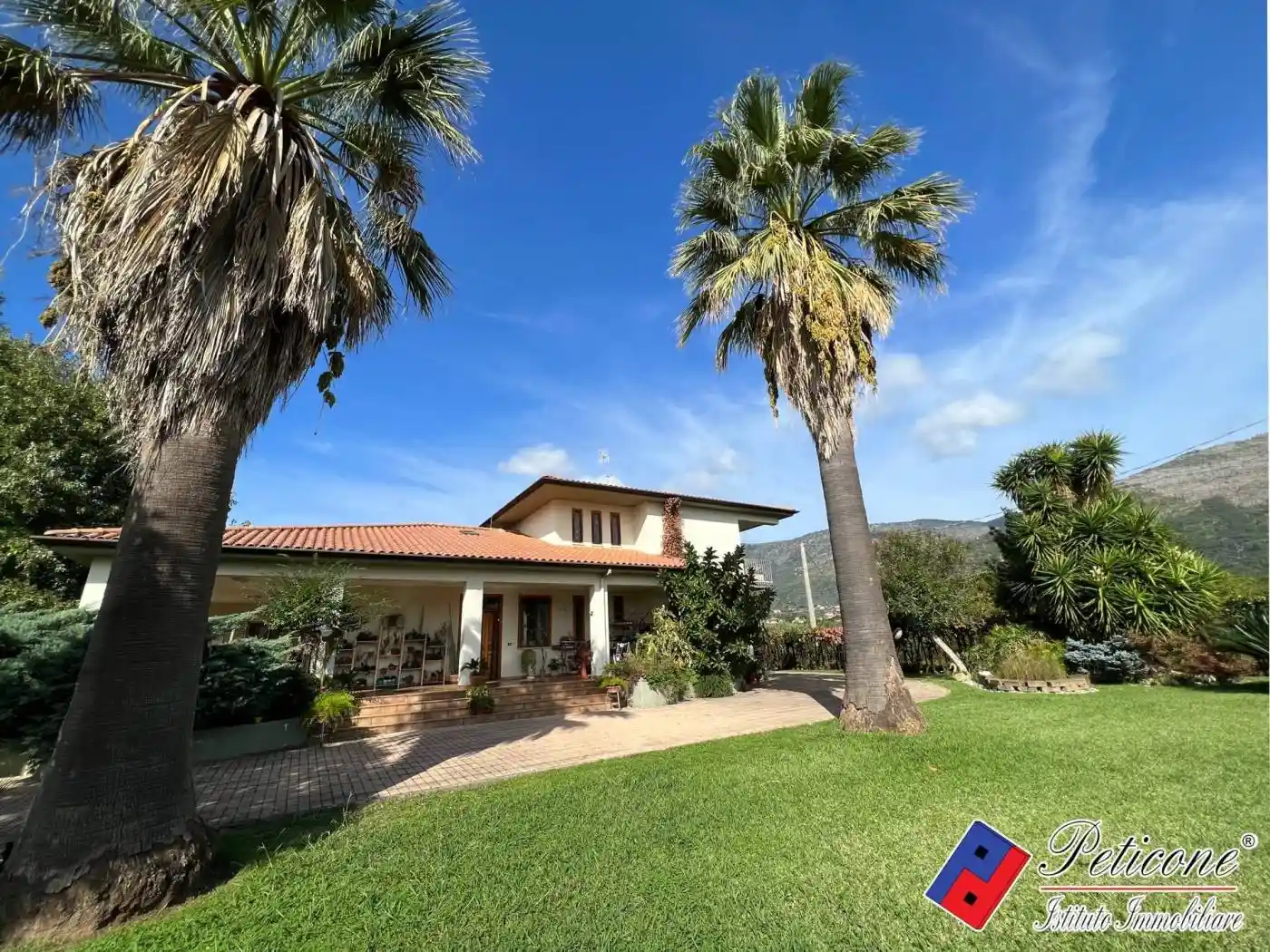 Villa in vendita a Fondi