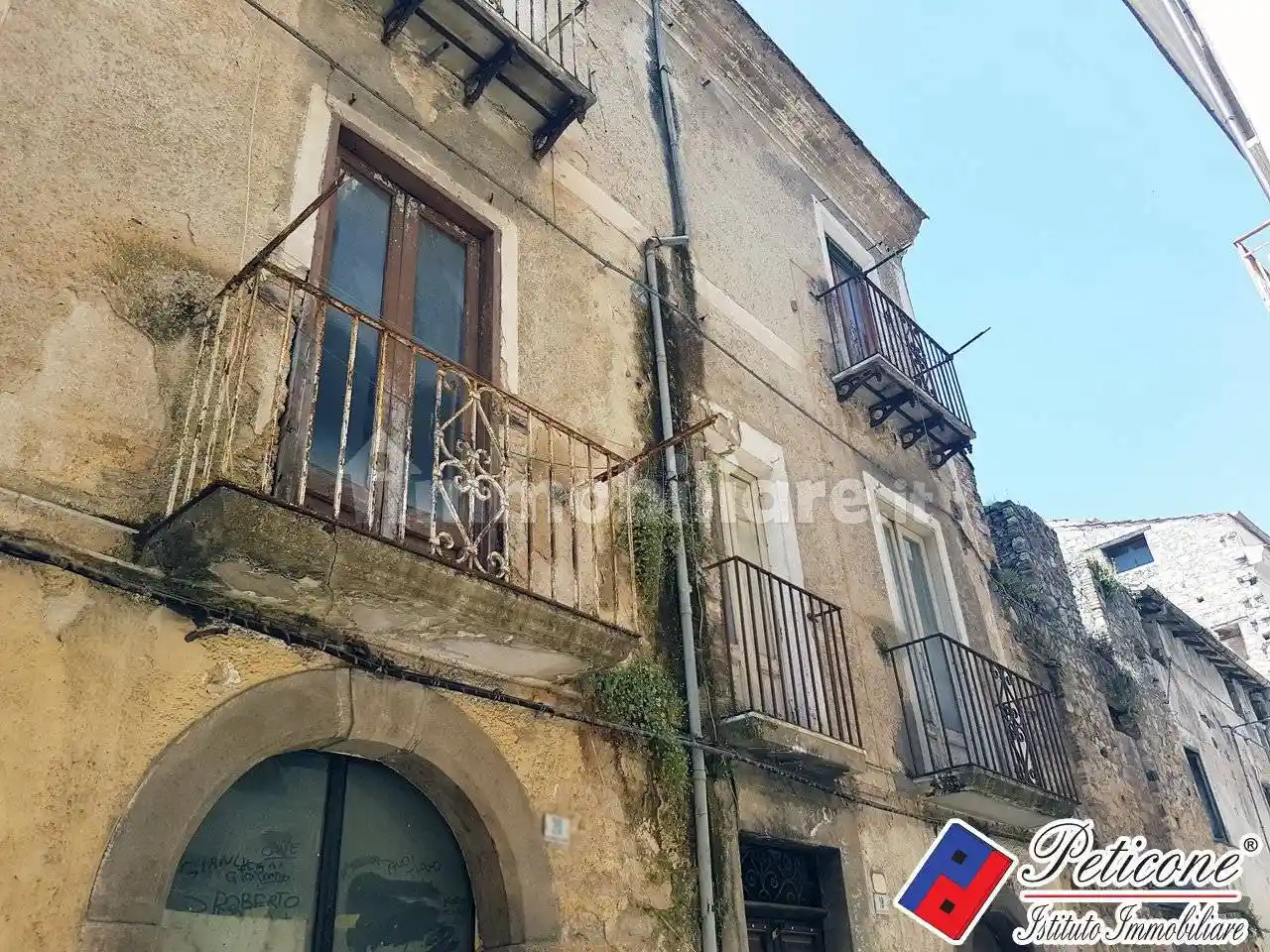 Casa indipendente in vendita a Fondi