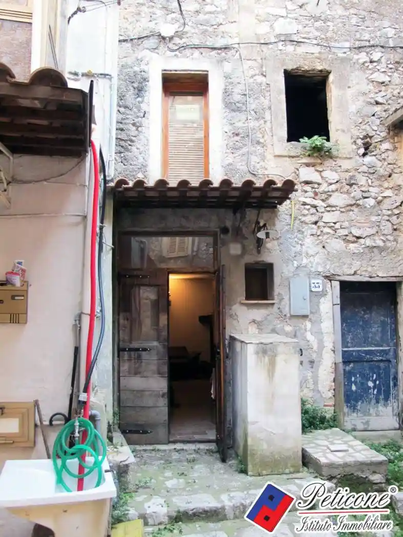 Appartamento in vendita a Lenola