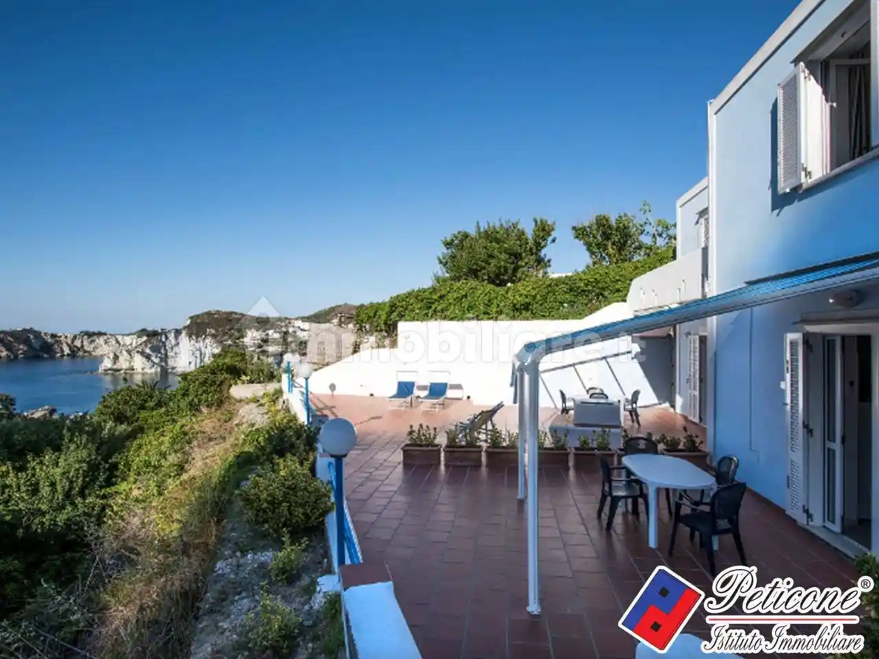 Villa in vendita a Ponza