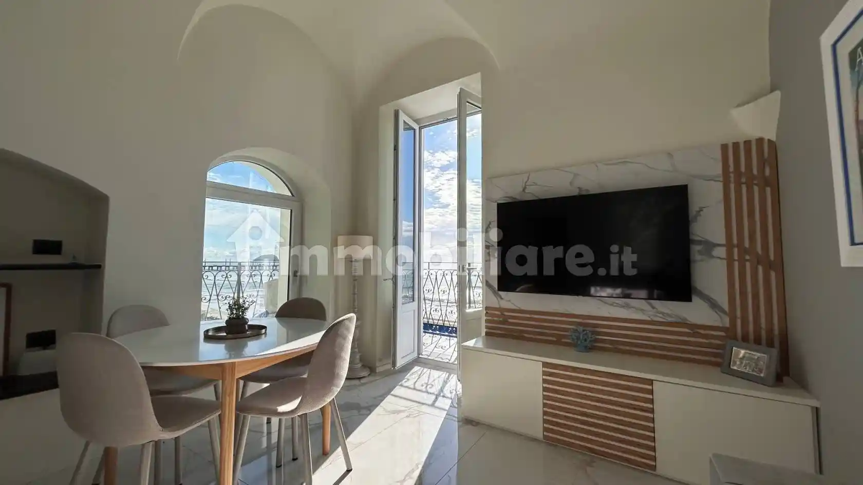 Trilocale Vico Berno 5, Centro, Alassio - foto 3