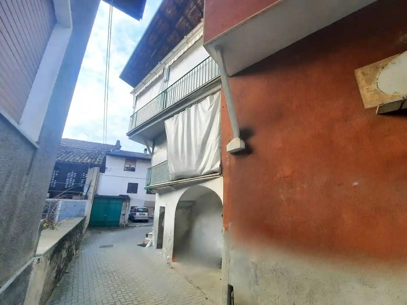 Terratetto unifamiliare via Commendator Pietro Presbitero, Baio Dora, Borgofranco d'Ivrea - foto 3