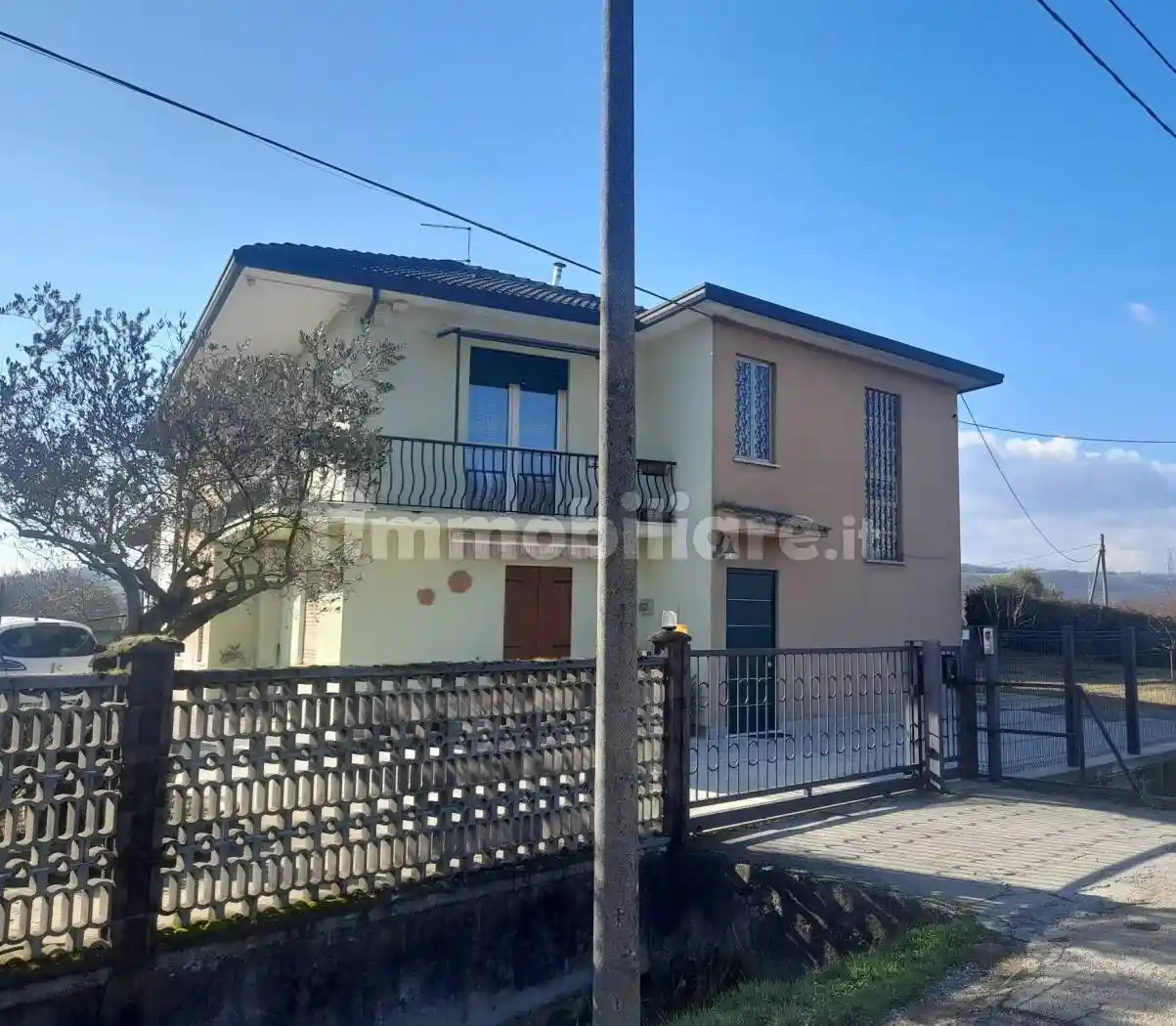 Trilocale Strada Pian delle Maddalene, Maddalene, Vicenza - foto 2