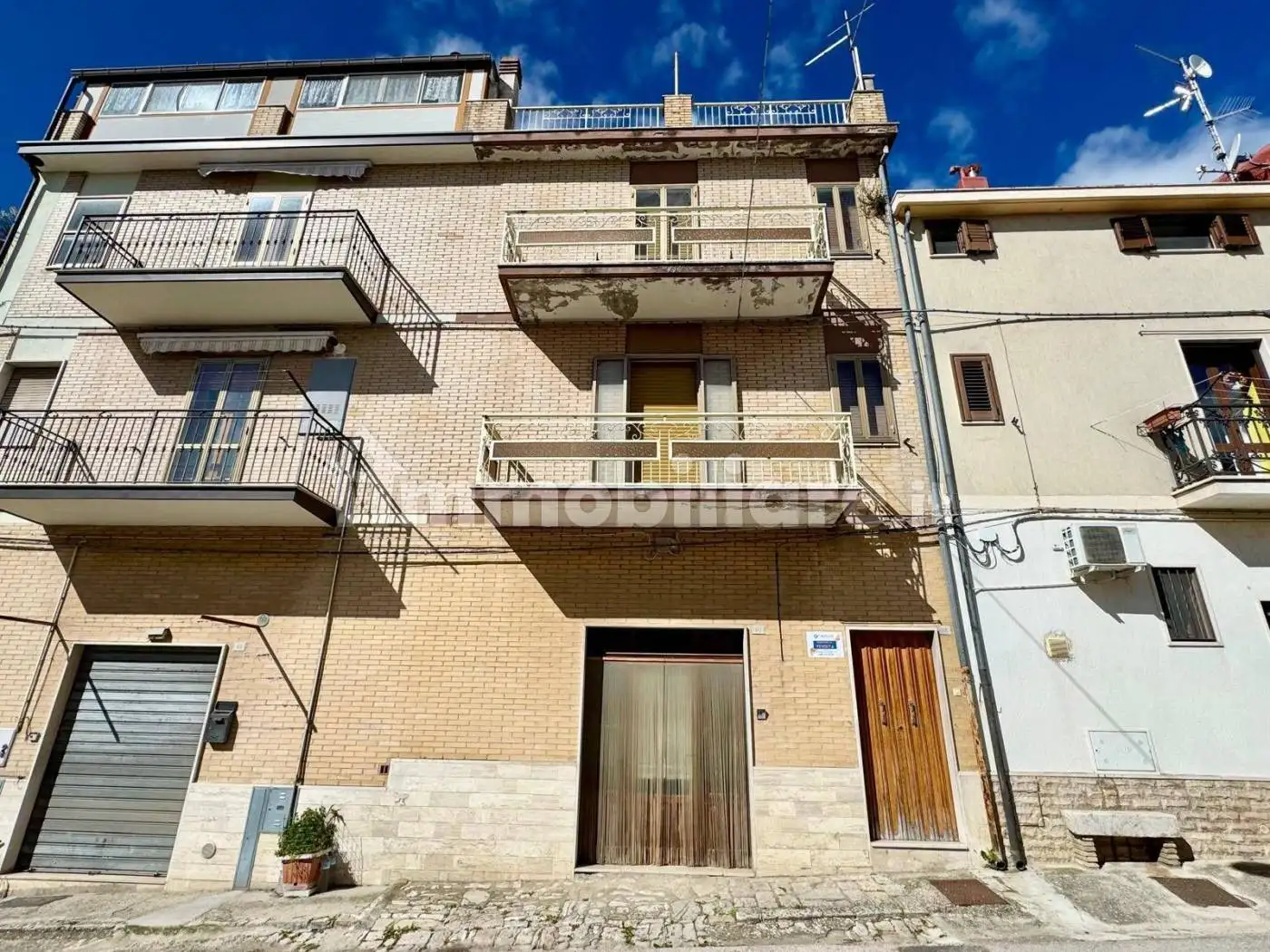 Casa indipendente in vendita a Castelnuovo della Daunia