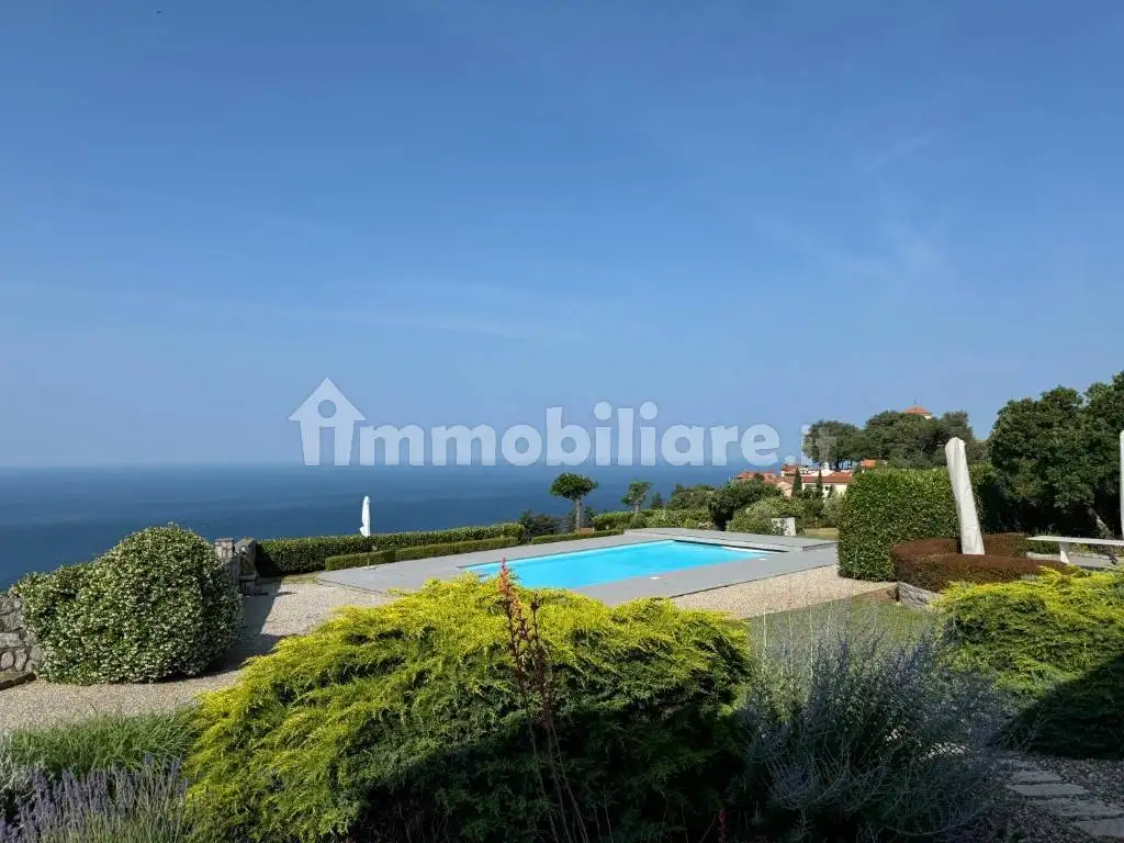 Villa in vendita a Trieste