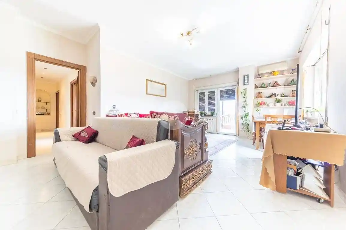 Trilocale via Ignazio Scimonelli 284, Anagnina, Roma - foto 4