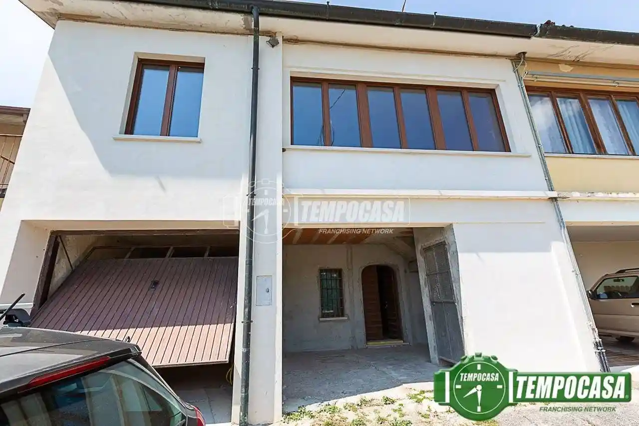 Casa indipendente in vendita a Botticino