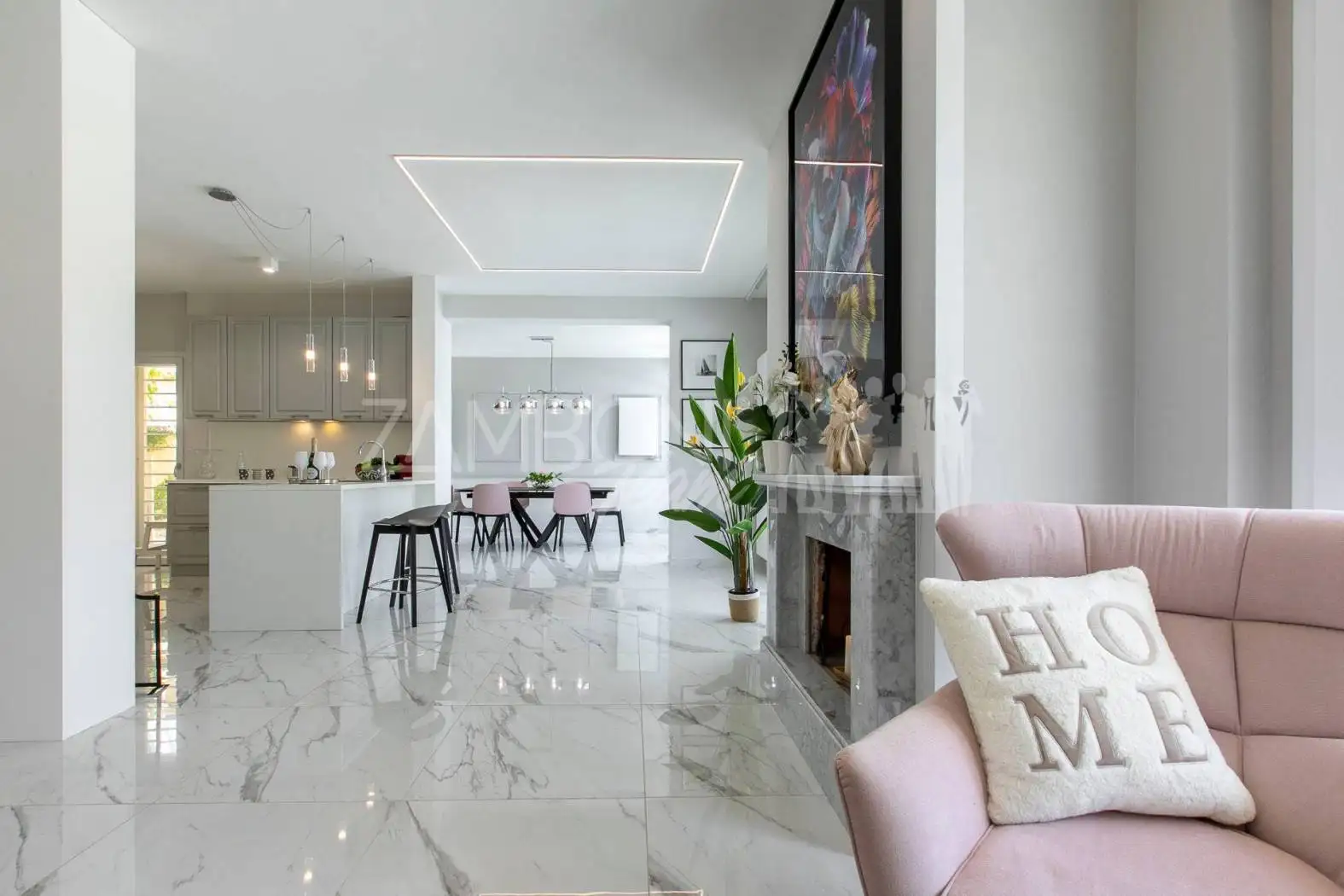 Villa plurifamiliare in vendita a Roma