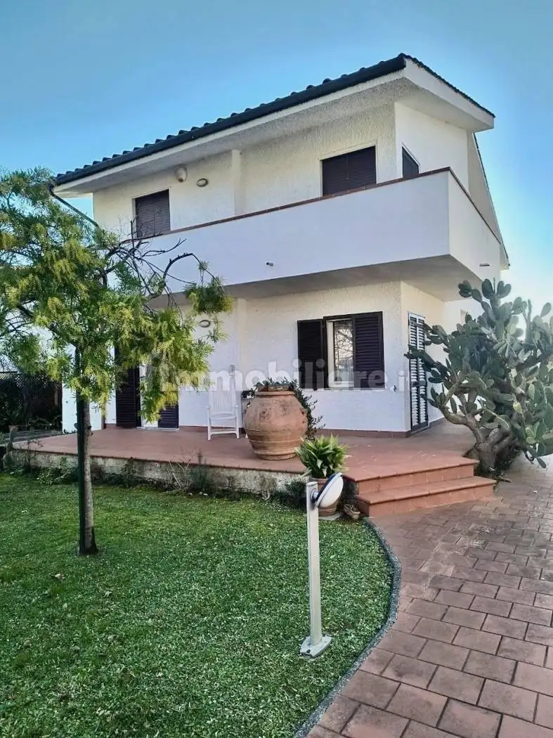 Villa in vendita a Pisa