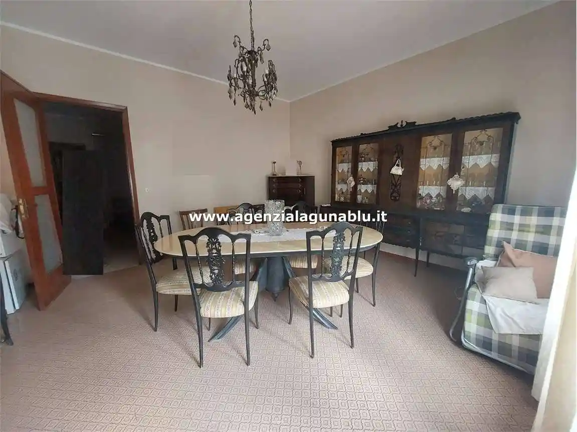 Palazzo - Edificio in vendita a Mazara del Vallo