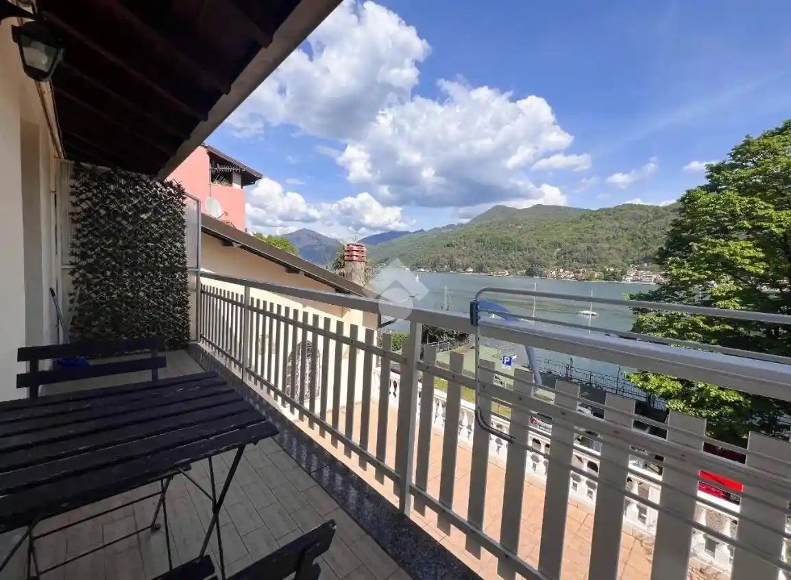 Appartamento in vendita a Porto Ceresio